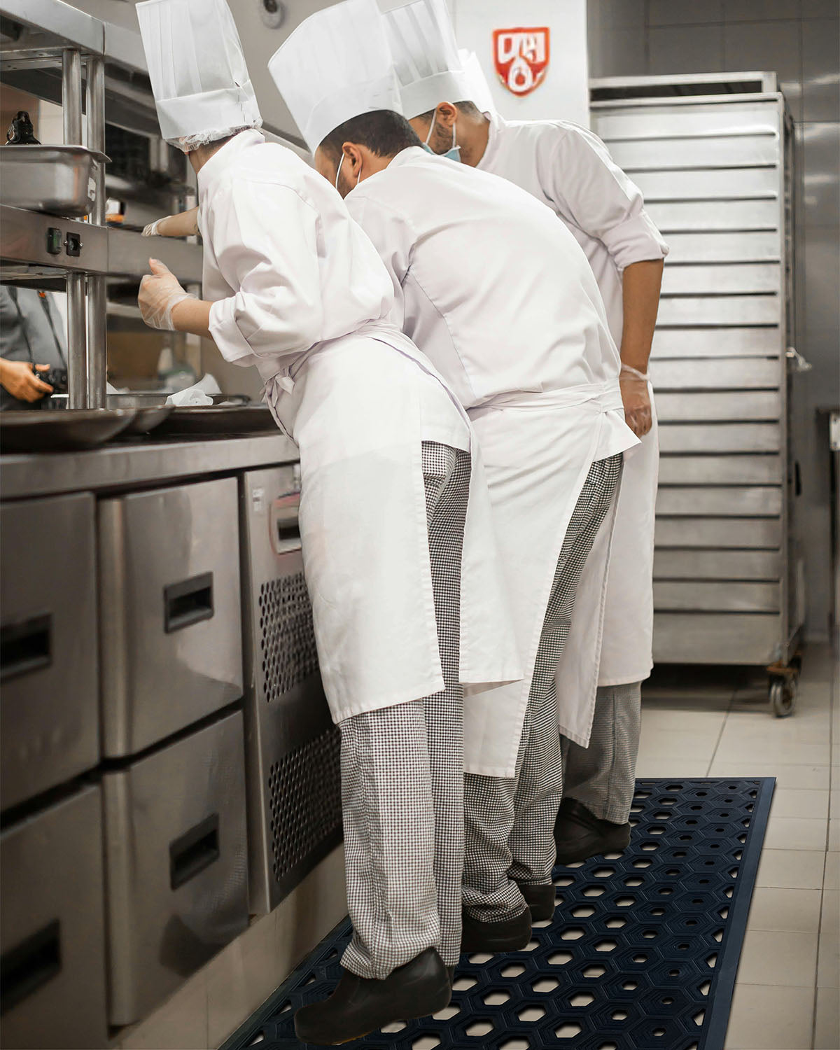 SUBHERA Heavy-Duty 36X60 Rubber Kitchen Mat – Anti-Fatigue, Non-Slip Drainage Mat for Professional Workspaces